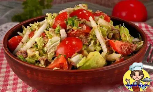 салат с капустой помидорами и тунцом