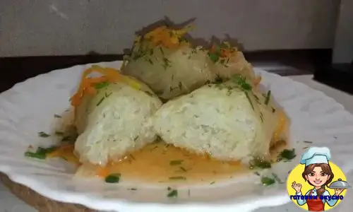 голубцы с рыбными консервами и картошкой